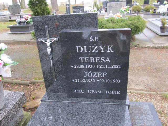 Teresa Dużyk 1930 Brzozów - Grobonet - Wyszukiwarka osób pochowanych